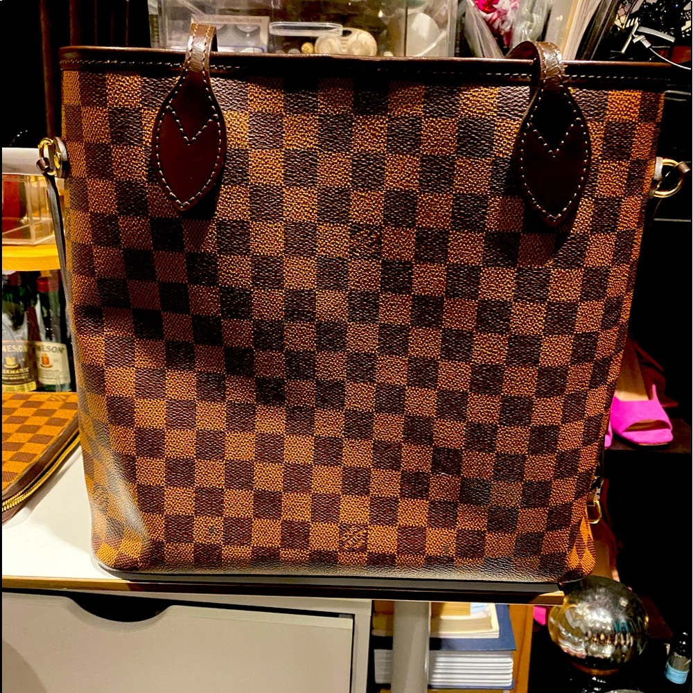 Neverfull LV bag